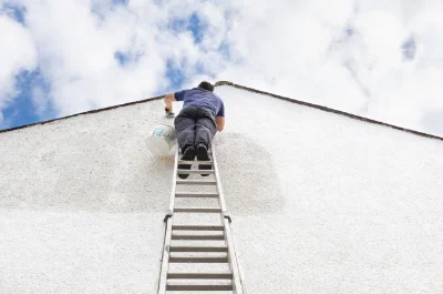 Peinture extérieure à Luneau — façades et ravalement
